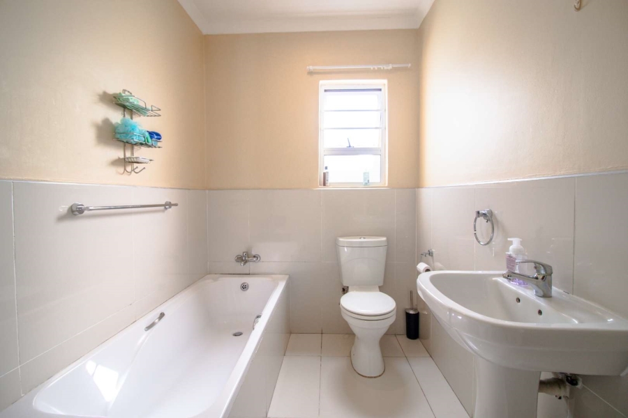 3 Bedroom Property for Sale in Beacon Bay Eastern Cape